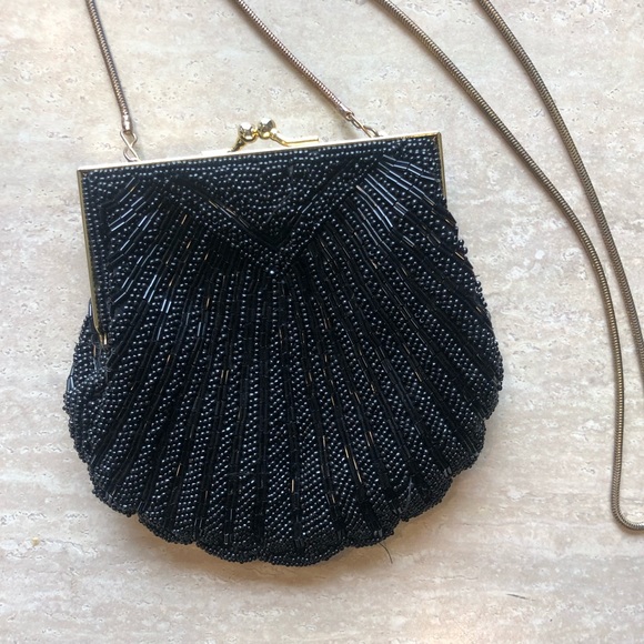 Vintage Carla Marchi beaded clamshell purse